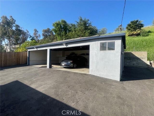 Foto del edificio - 2723 S Fremont Ave