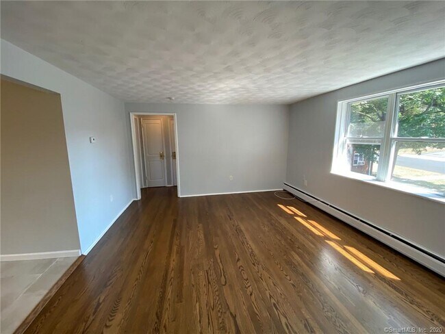 Foto del edificio - 530-554 Eastern St