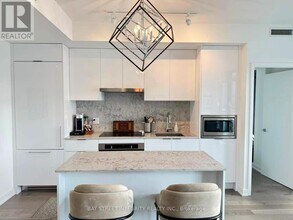 Building Photo - 20 Lombard St