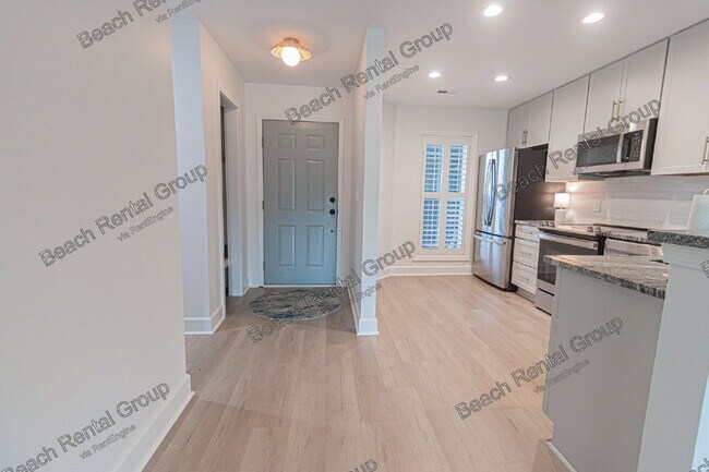 Building Photo - 4396 Baldwin Ave