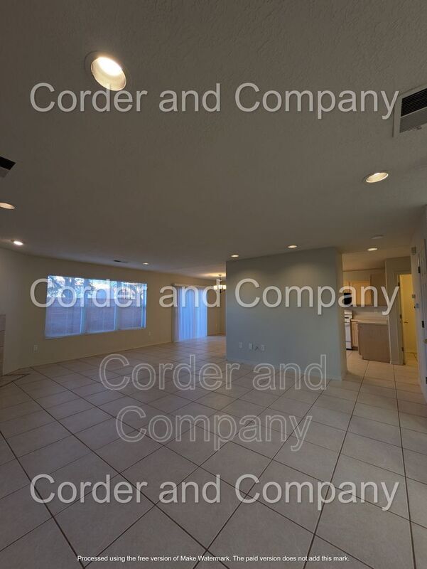 Foto del edificio - 11243 Campo Del Oso Ave NE