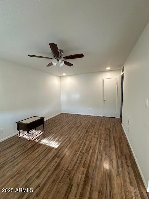 Foto del edificio - 2136 E Betty Elyse Ln