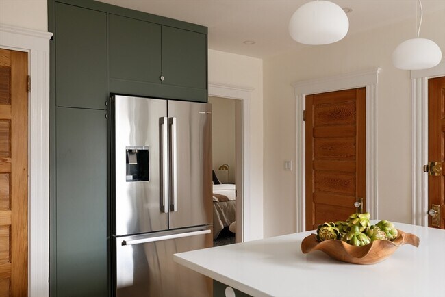 Foto del edificio - 250 Walden St