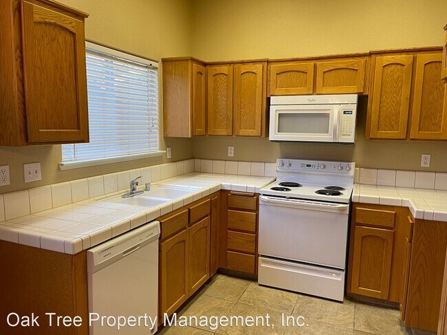 Building Photo - 2 br, 2 bath House - 7518 N. Trellis Circle