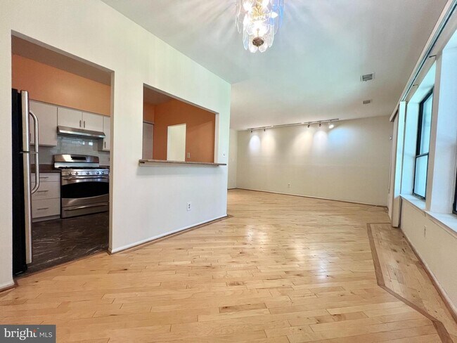 Foto del edificio - 301 Byberry Rd