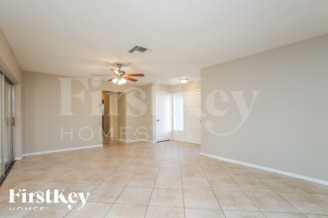 Foto del edificio - 1802 Ridgecrest St