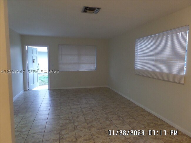 Foto del edificio - 2222 Jackson St