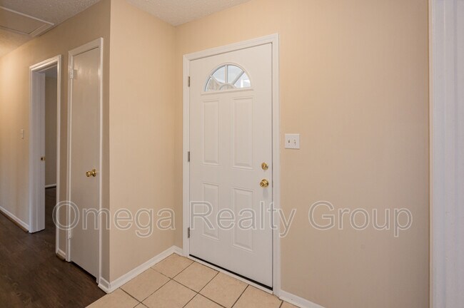 Foto del edificio - 111 Thames Dr