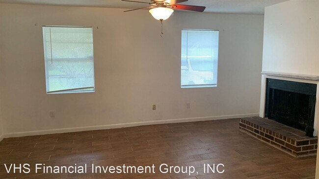 Foto del edificio - 3 br, 2 bath House - 120 Glenn Bryant