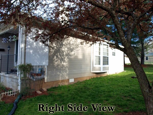 Building Photo - 439 Oriole Dr