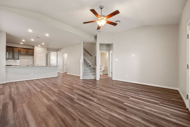 Foto del edificio - Great Open Floor Plan in Harlach Farms!!!