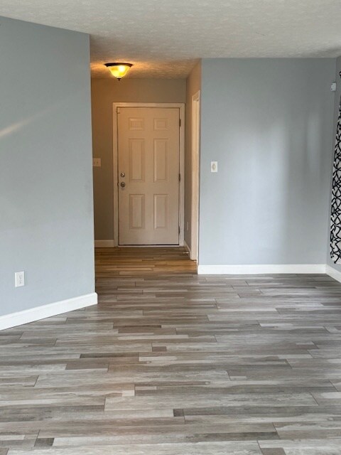 Foto del edificio - 6755 Wimbledon Dr