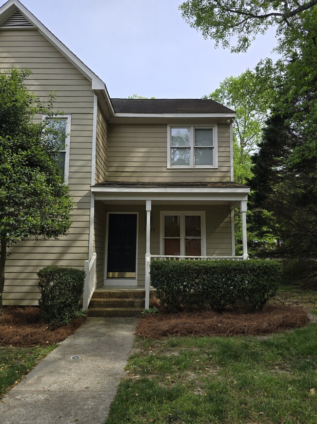 Building Photo - 1500 Oakland Hills Way