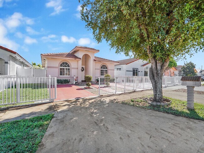 Foto del edificio - 7789 W 34th Ln