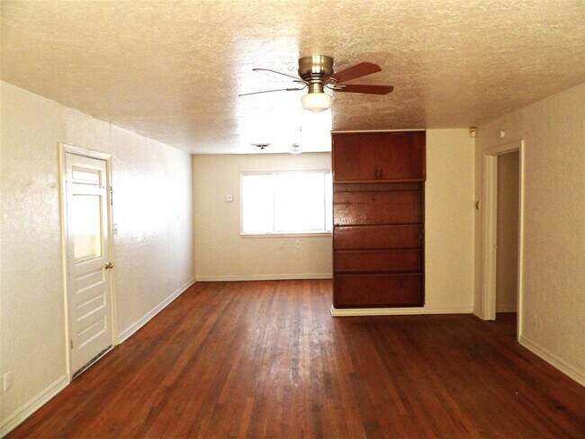 Foto del edificio - 2105 NW Denver Ave
