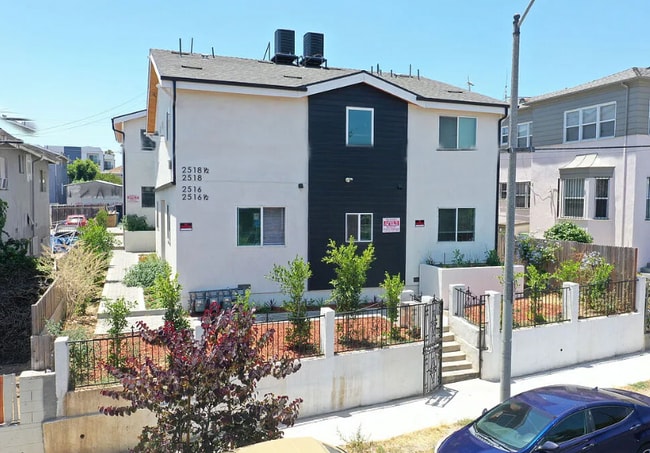 Building Photo - 2516 Malabar St