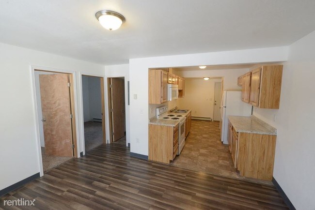 Building Photo - 2 br, 1 bath Apartment - 1147 6th Ave