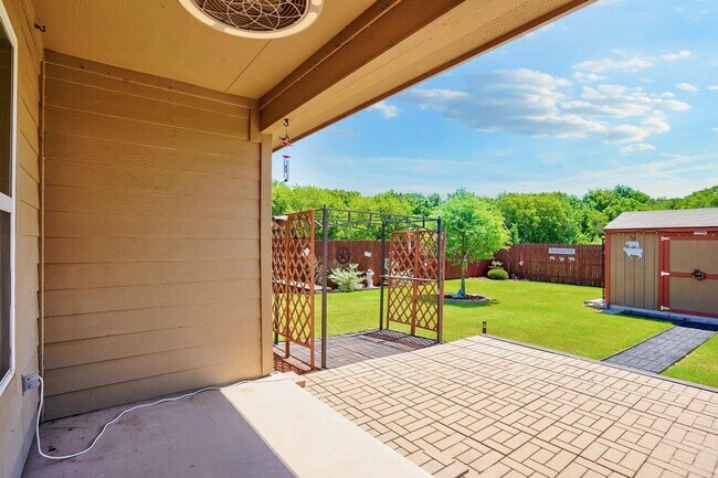 Foto del edificio - Charming 3BR/2BA Contemporary Home with Lu...