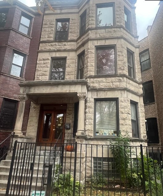 Building Photo - 1929 N Humboldt Blvd