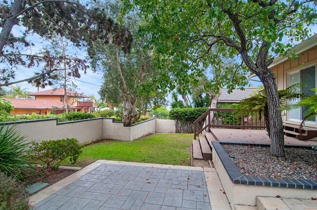 Building Photo - LIVE IN LA JOLLA!  LOVELY LA JOLLA HOME WI...
