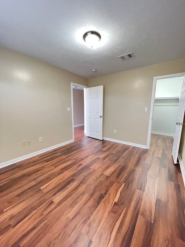 Building Photo - Pine Landing Homes