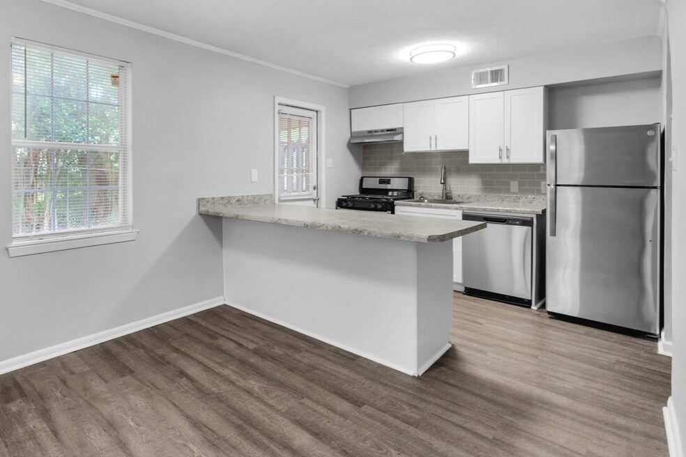 Midtown Oaks Townhomes