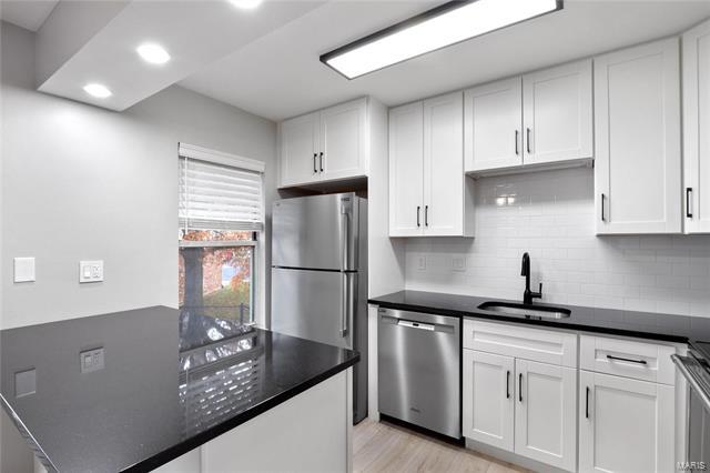 Building Photo - 785 Boca Raton Dr