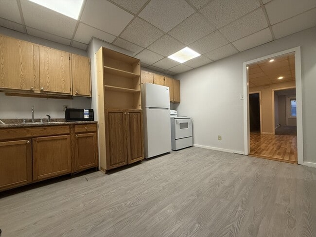 Building Photo - 273 Ontario St