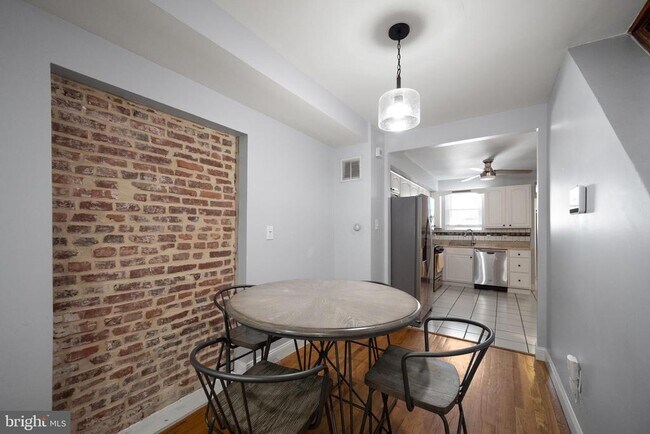 Foto del edificio - 517 S Ellwood Ave