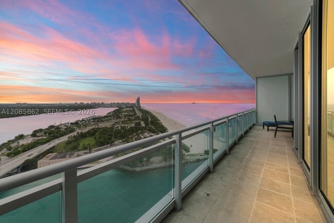 Building Photo - 10295 Collins Ave