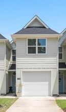 Building Photo - 7279 Majestic Blvd