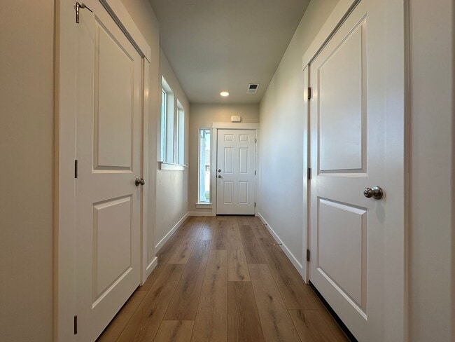 Foto del edificio - 3bed, 2bath 1,201sq.ft. 2car garage home in Shadow Glen Subdivision - Caldwell