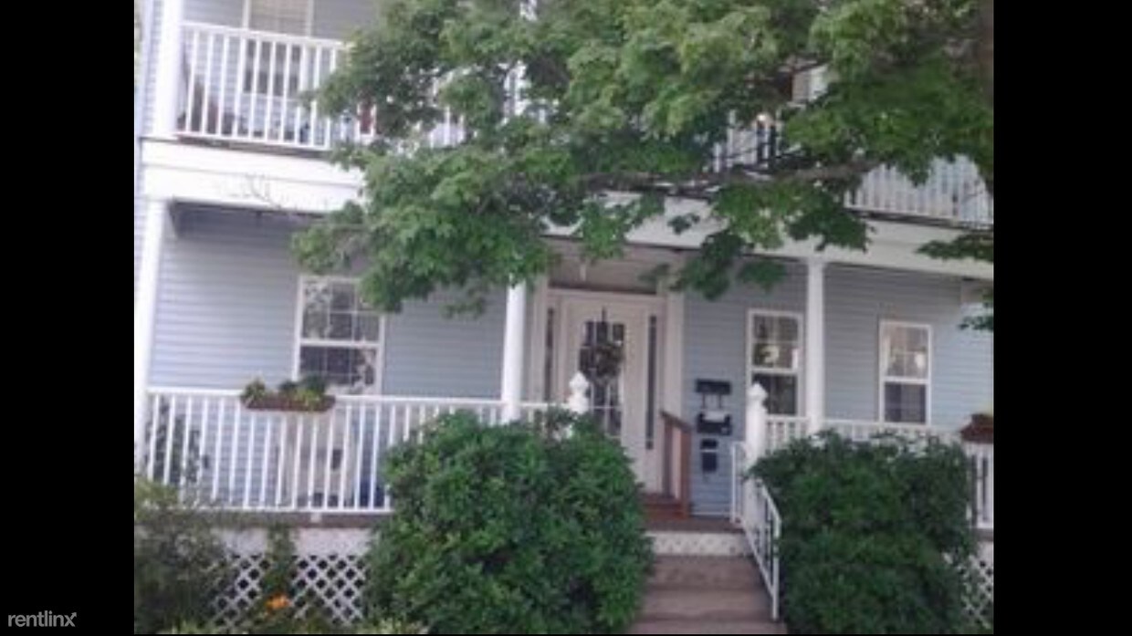 Foto principal - 1304 West St