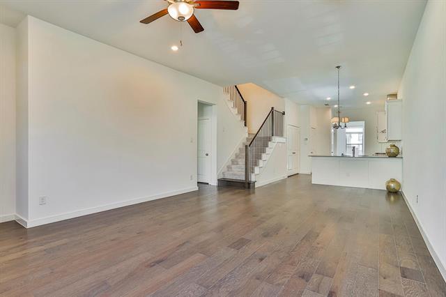 Building Photo - 1187 Lake City Ave