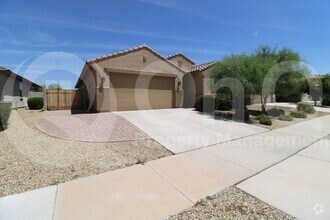 Building Photo - 17558 W Country Club Terrace