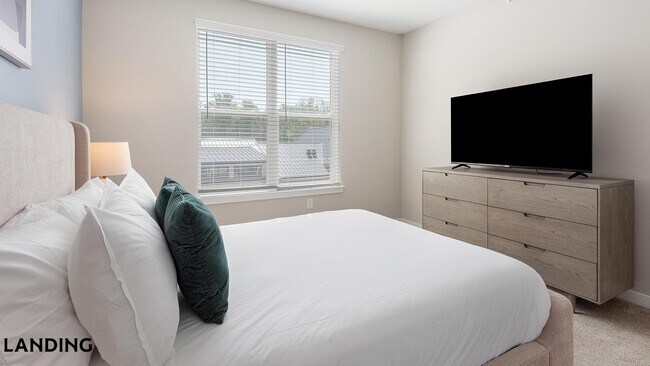 Foto del edificio - 16200 Croft Dr