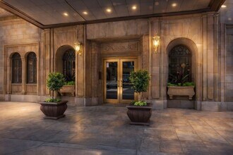 Building Photo - The Drake