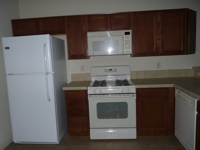 Foto del edificio - Gated Community in Rancho Vistoso-4 Bedroo...