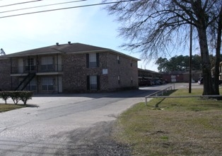 Primary Photo - Stagecoach West Apartments