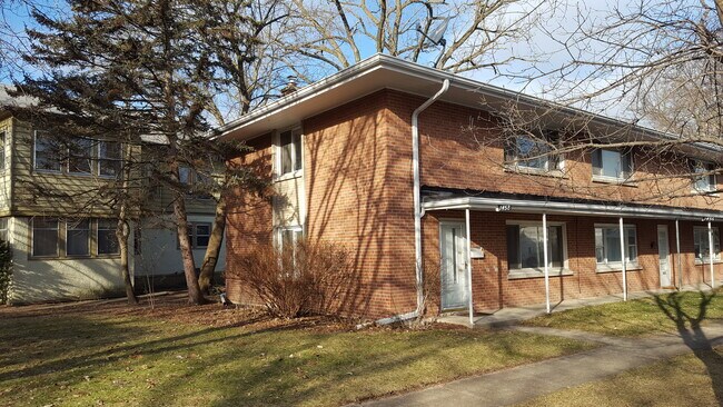 Building Photo - 1456 Wilmette Ave