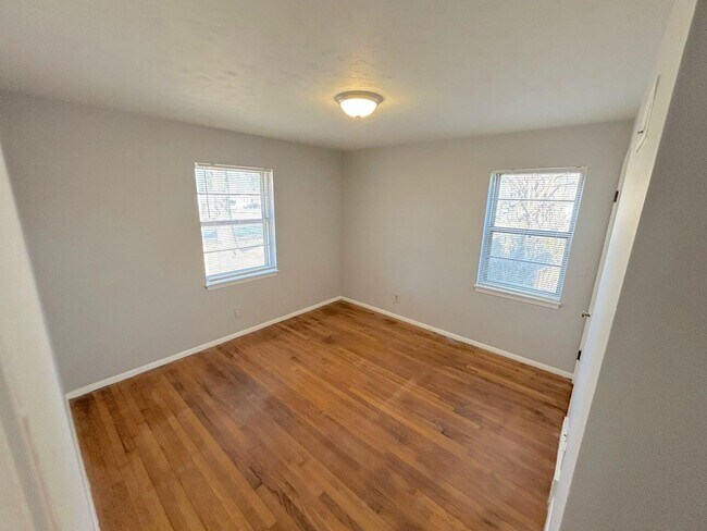 Foto del edificio - 2922 Knight Rd