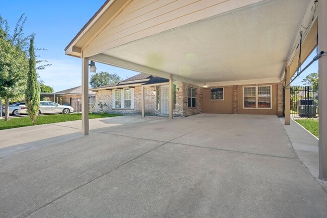 Building Photo - 4114 Connorvale Rd