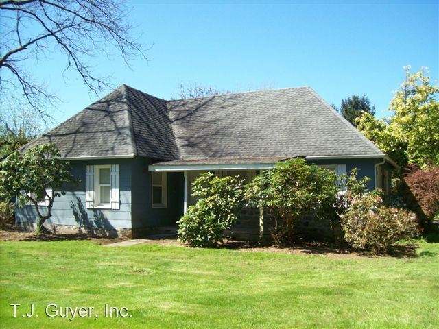 Primary Photo - 3 br, 2 bath House - 422 Brim Road
