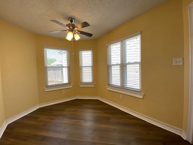 Building Photo - SOUTH FORK TOWNHOMES, UNIT C-7