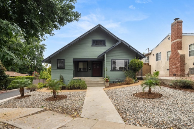 Building Photo - 5199 Ellenwood Dr