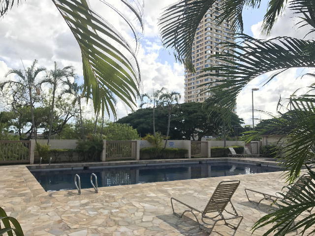 Building Photo - 1060 Kamehameha Hwy