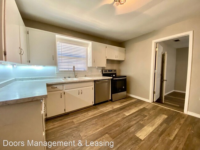 Building Photo - 3 br, 1 bath House - 411 Austin Street