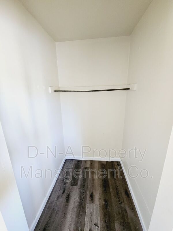 Building Photo - 3910 PA-447
