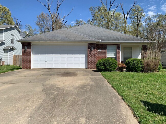 Foto del edificio - 3 Bedroom Home for Rent in Bentonville!