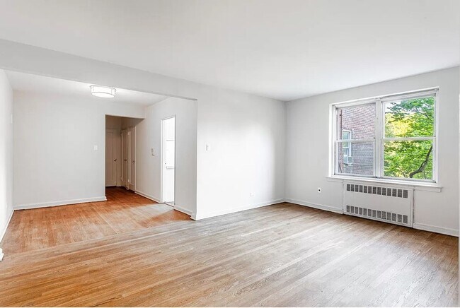 Building Photo - Beautifully renovated 1Bed 1Bath
